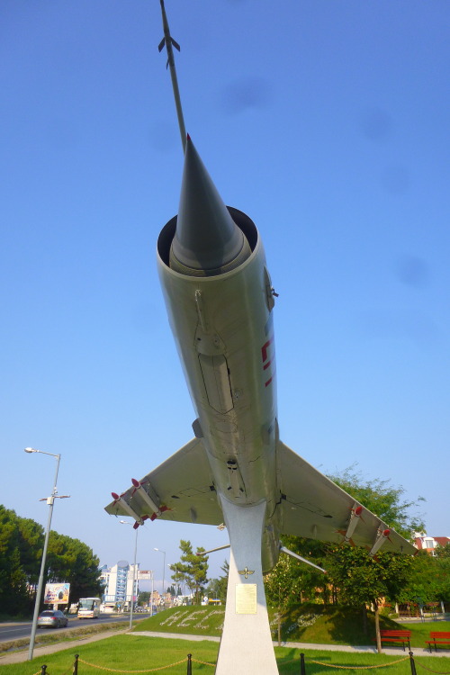 aqf56b:  Mig 21 Nessabar