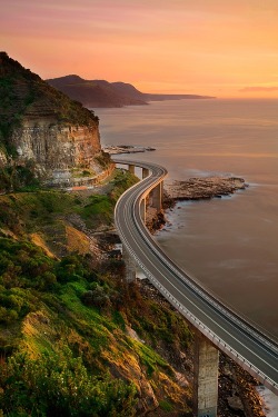 ponderation:  Seacliff bridge Illawarra by