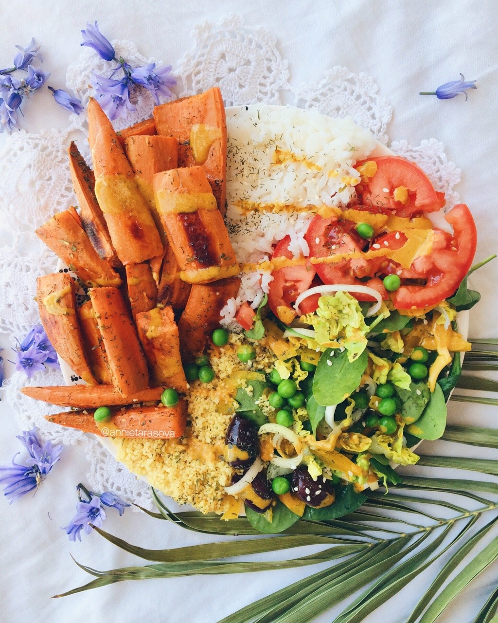 annietarasova:  Roasted sweet potato, rice, green salad and cous cous drizzled with