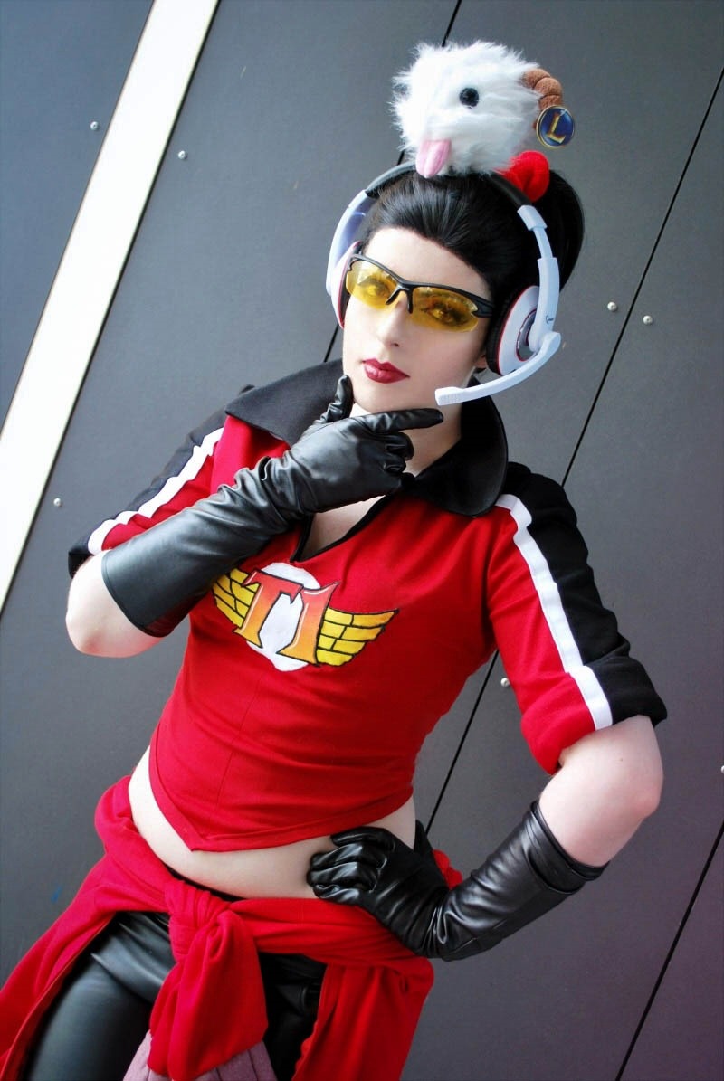 creativising:  SKT Vayne and SKT ZyraVayne by meZyra by Nat 