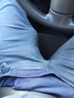 sotight:  I love soft dick bulge, very hot and easy to show in public…Didn’t cum for almost 2 days now, preparing a cumshot video for my connectpal account : https://www.connectpal.com/sotight