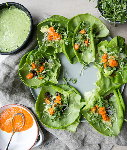 happyvibes-healthylives:  Lettuce Wraps with Black Beans, Onion, Pea Pesto and Homemade Hot Sauce 