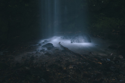 90377: water fall by Kiyoshi YAMATODANI