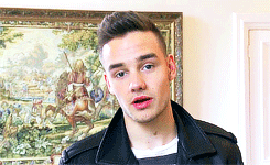 everniam:  hey everyone. saw some signs about me tonight that where a bit upsetting