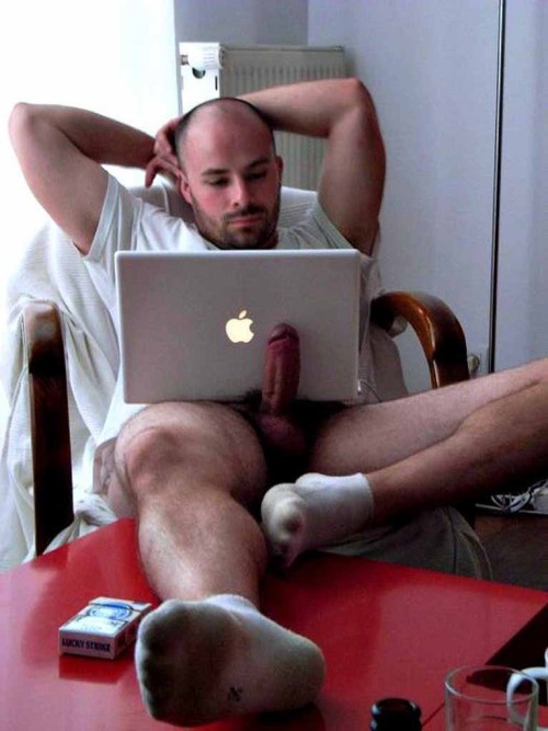 daddyma:  look what I found in the iTunes adult photos