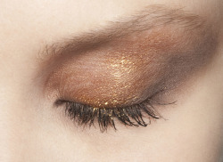 lamorbidezza:  Makeup at John Richmond Fall 2010  