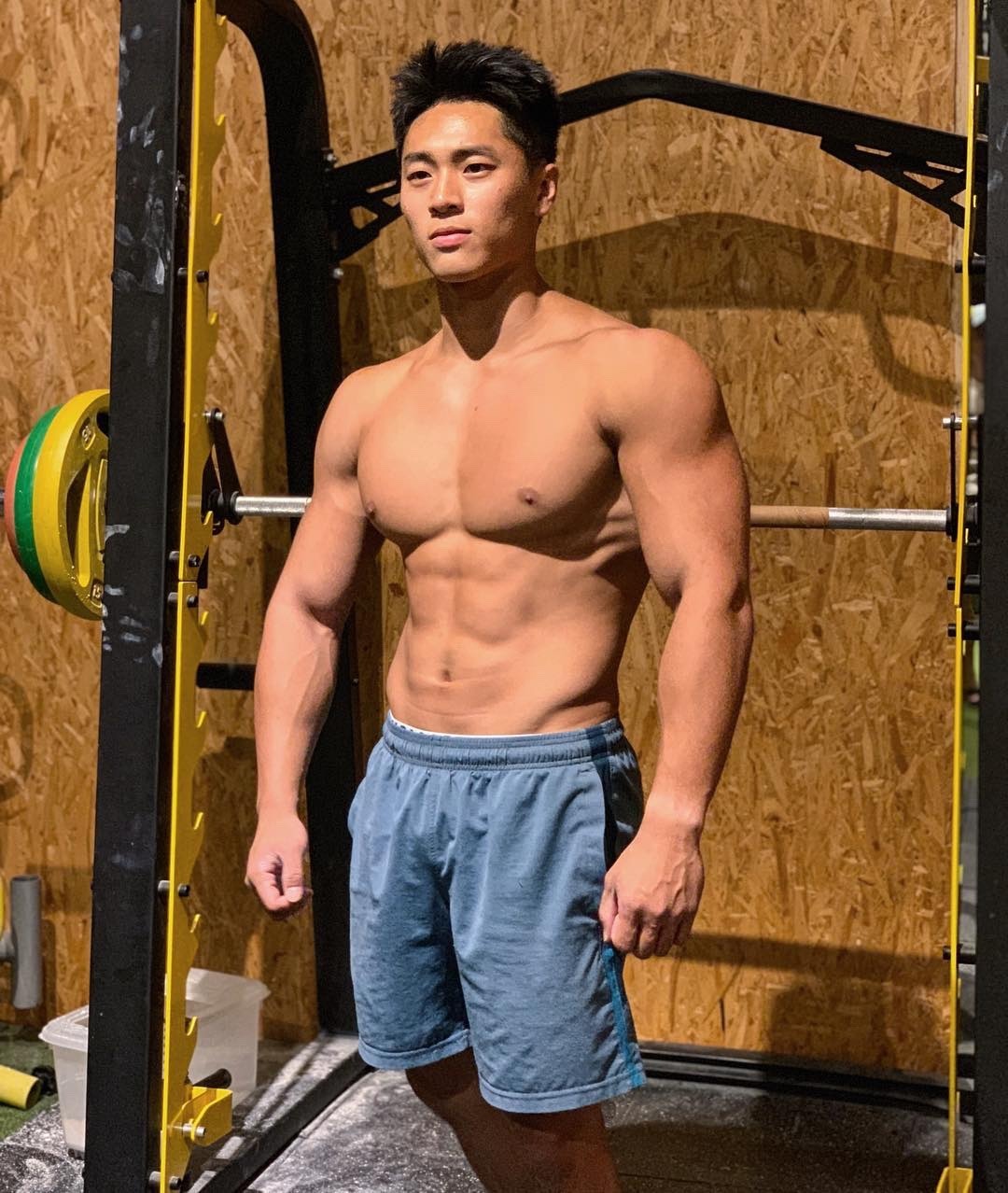 nanrensg:  asian-men-x:    Instagram @keung_0 powerful arms &amp; strong grip
