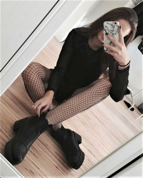 Porn photo smawl:  fishnet thinspo — no images are