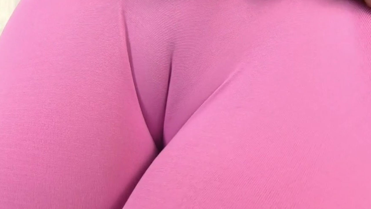 courtneybenit:  see what happens when we wear tight pants ladies…
