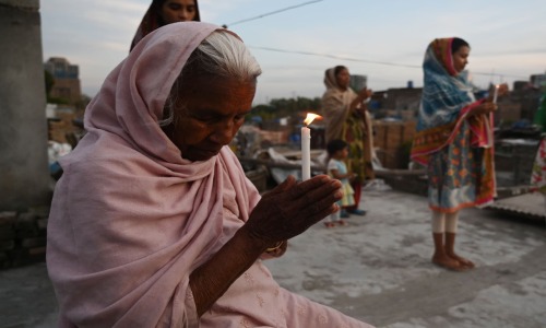 Christians celebrating Easter on rooftops in Islamabad (2020).