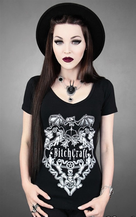 lovelyxcannibal:  I want this, for reasons. One of those reasons being it reminds me of american hor