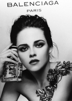 elgortys:  Kristen Stewart for Balenciaga’s Rosabotanica fragrance HQ x 