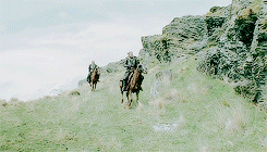 duirins:  Not all those who wander are lost. 