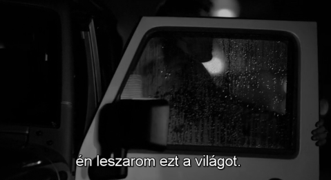 mentsd-meg-a-mehecsket:  The Vampire Diaries