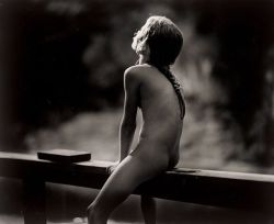 flashofgod:Sally Mann, Goosebumps, 1990.