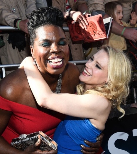 Sex theholtzbertcorner:  Leslie Jones deserves pictures