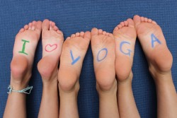 bare yogi: Yoga is my 2nd fav barefoot activity barefoot lover: I would love yoga too if every class was like this!