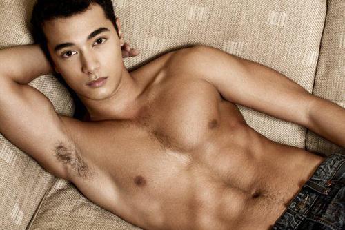 Sex yumyumasianhunks:  yum yum Asian hunks. check pictures