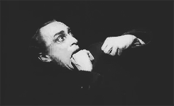 The Hands of Orlac (German: Orlac’s Hände) - (1924) : “A world-famous pianist loses both hands in an