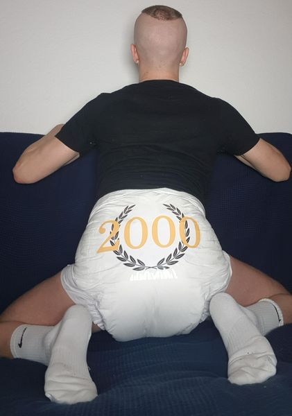 THANK YOU ALL!     QUESTION TIME!2000 followers….I am really happy and surprised. Never would