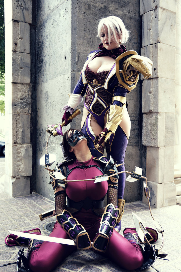 turner-d-century:  fora-dos-padroes:  Ivy x Taky - Soul Calibur  MIss Sinister :