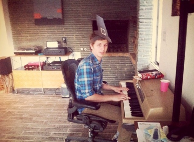 mcerafan:  Nothing like Thanksgiving with Scott Pilgrim in a Pilgrim hat! Happy Thanksgiving