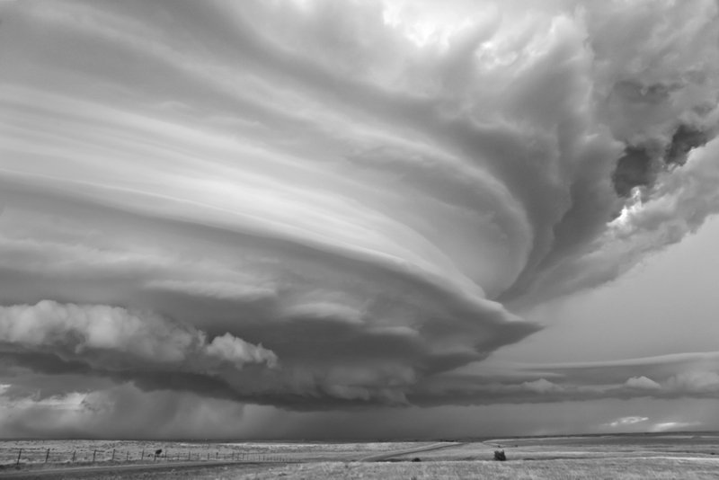 staceythinx:When clouds get dark and menacing, photographer Mitch Dobrowner is often
