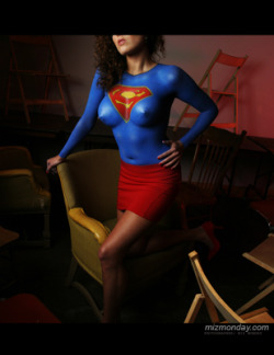 nerdybodypaint:  Supergirl body paint 