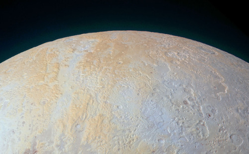 High-resolution images of Pluto taken by NASA’s New Horizons spacecraft.The plains on Pluto&rs