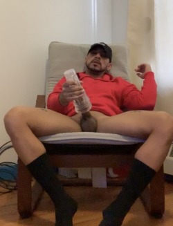 Thedeepfillernyc:  🍑Phat Pussy Was Running Late So I Used The Flesh Light To Jerk