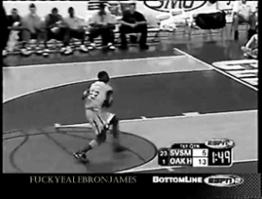 vadervii:  (Source: fuckyealebronjames)  his hangtime though