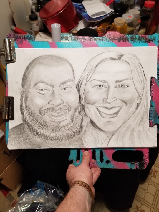 https://www.patreon.com/posts/38915234Graphite portrait commissionI do various styles and mediums, realism, cartoony, and in between.