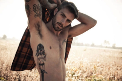 hot dudes and tattoos