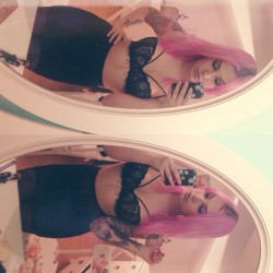 batsarequiet:  i thought i would go out tonight but i actually just miss my boyfriend. i’m so boring. BUT how awesome is my new bra? ahah 💖👌 