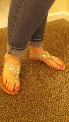 myprettywifesfeet:  my pretty wifes beautiful feet and pink toes in her cute sandals.please comment