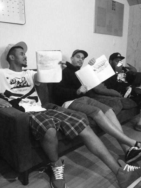 jocelynml:  wakeupshow:  Blu and EV trading verses  😍😍😍 my babies. 