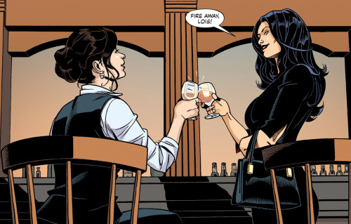 why-i-love-comics:  Sensation Comics Featuring Wonder Woman #27 - “Girls Day Out” (2015)written by Cecil Castellucciart by Chris Sprouse, Karl Story, & Jordie Bellaire
