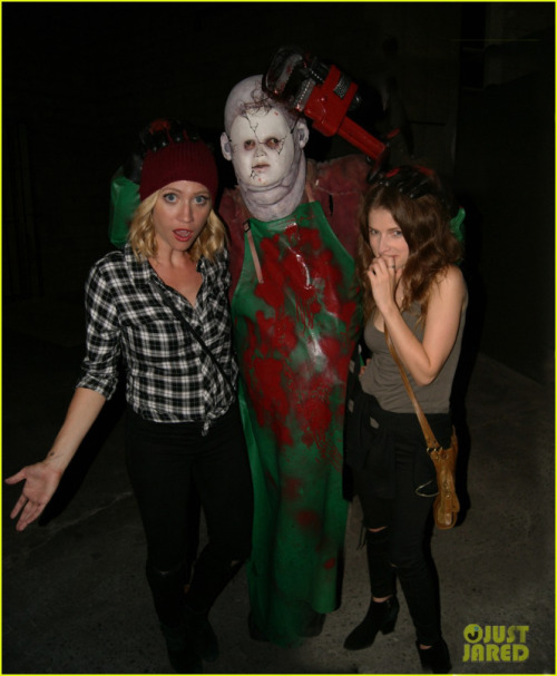 Anna Kendrick &amp; Brittany Snow Creep Their Way Into Immersive Haunt Experience