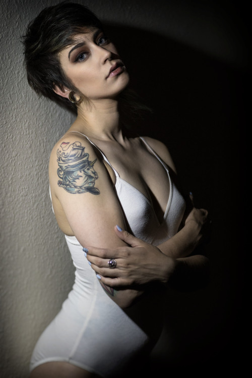 svspended-svcrifice: love is a dog from hell photos by Rod Nunley (MisterKoning on Fetlife) it me, Self-styled, Hair/MUA: me 