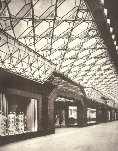 René Herbst, Modern French shop-fronts and their interiors, 1927. With a foreword by James Burford. 