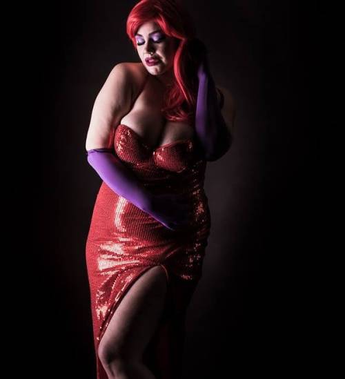 One more sneak peek before bed. I have been wanting to do a Jessica Rabbit shoot for YEARS&helli