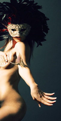 aestheticvision-eroticmasquerade:  http://photos.modelmayhem.com/photos/090403/11/49d659a289131.jpg  http://www.modelmayhem.com/list/454825