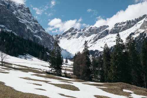 Early Spring in Switzerland - 2016Fujfilm X-Pro 2 - XF35mm f/2, XF14mm f/2.8, XF18-55mm f/2.8-4A Eur