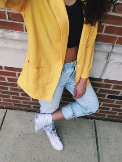 yellowmodelchiiick:  yellow blazer now available