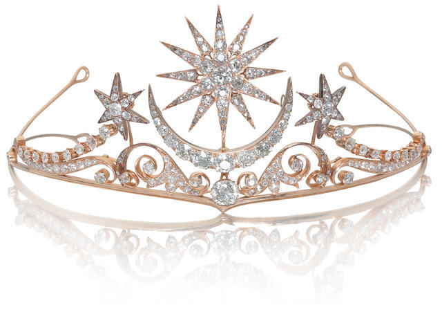 lilnympho:  smokeandsong: Diamond tiara/brooch/ring combination, circa 1900  my crown