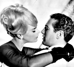 meganmonroes:  Elke Sommer and Paul Newman