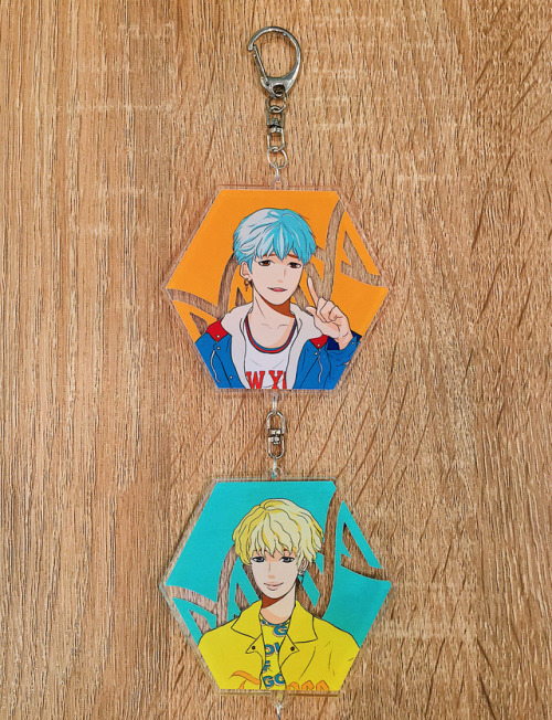 BTS “DNA” single-sided 3" acrylic linking keychains! Restocked and available here!