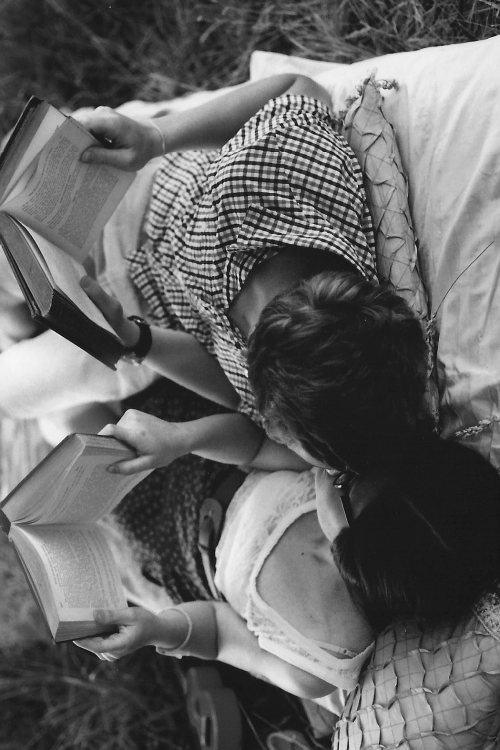 lost-in-lovedreams:  active love & relationship blog :) 