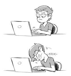 blogwell:  I seriously freak myself out like this at least ONCE A DAY. Crack into more comics at Loldwell.com! 