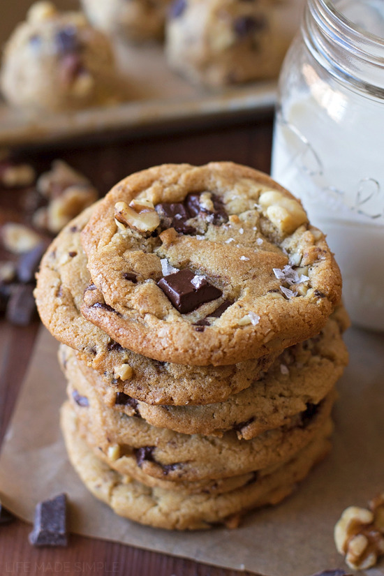 verticalfood:  Browned Butter Walnut Chocolate Chunk Cookies